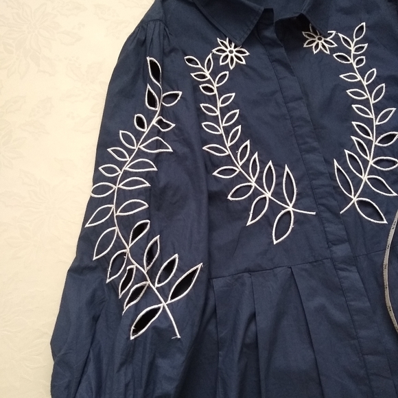 Vintage cutout embroidered pintuck peplum shirt - Picture 4 of 9